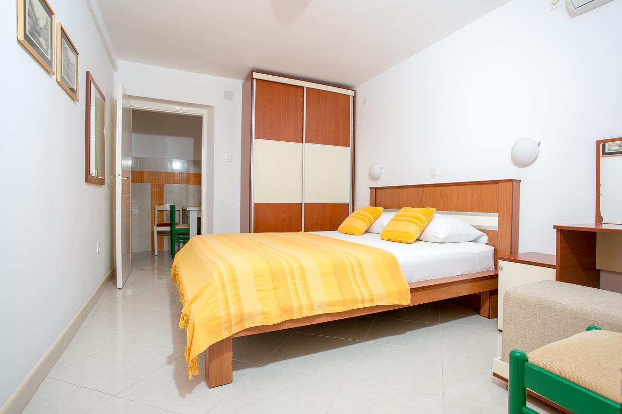 Sofija Apartments Sveti Stefan Dış mekan fotoğraf