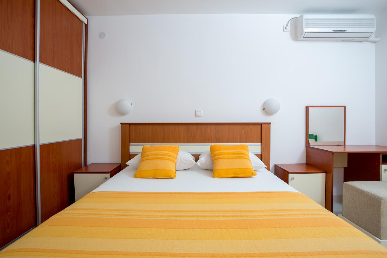 Sofija Apartments Sveti Stefan Dış mekan fotoğraf