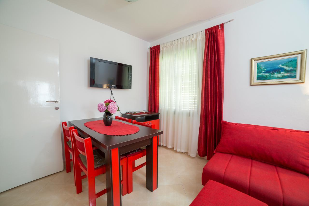 Sofija Apartments Sveti Stefan Dış mekan fotoğraf
