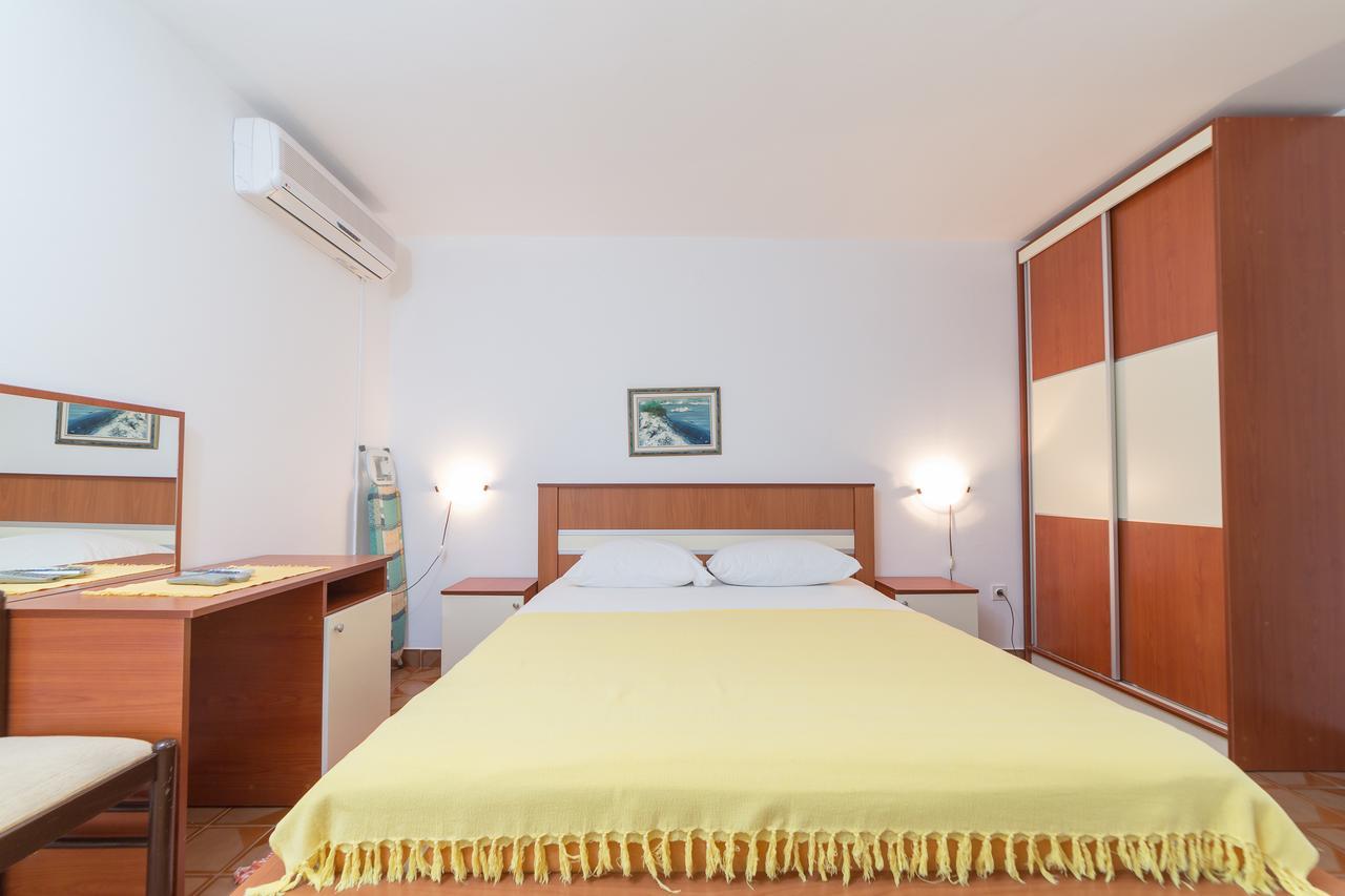 Sofija Apartments Sveti Stefan Dış mekan fotoğraf